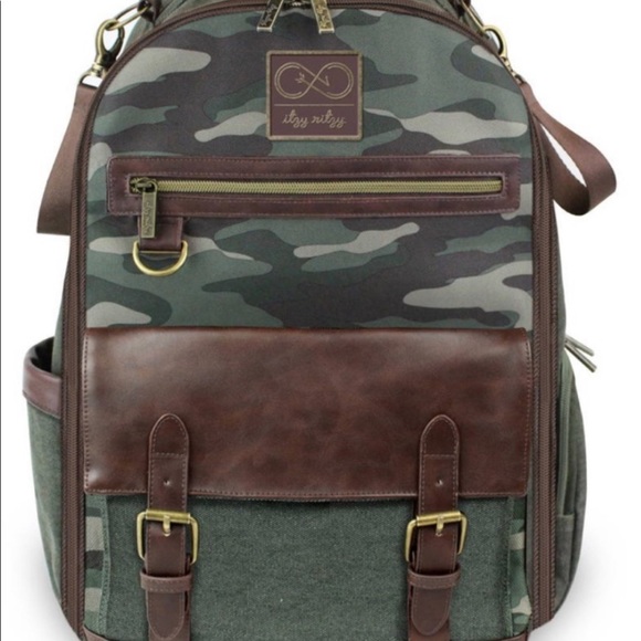 VERY ISO: Itzy ritzy Chelsea and Cole boss bag! - Picture 1 of 1